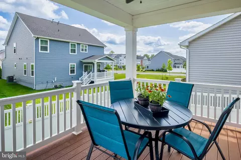 Exterior - 2219 Nottoway Dr, Hanover, MD 21076 photo 5 of 10