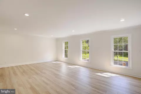 Living - 1733 Mayfair Pl, Crofton, MD 21114 photo 1 of 8