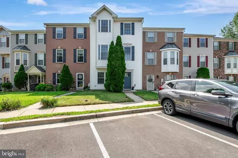 7537 Moraine Dr, Hanover, MD 21076