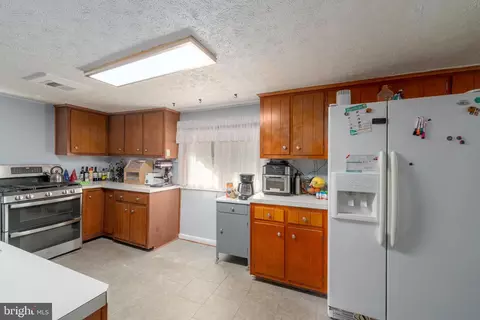 Kitchen - 7875 Telegraph Rd, Severn, MD 21144 photo 1 of 2