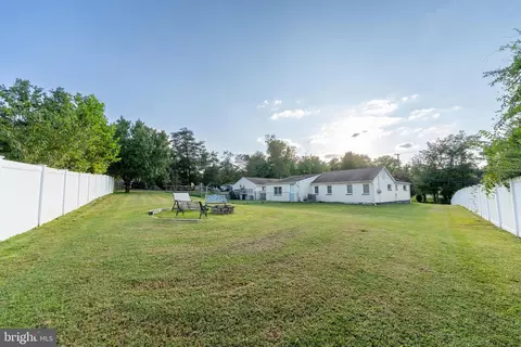 Exterior - 7875 Telegraph Rd, Severn, MD 21144 photo 3 of 5