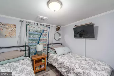 Bedroom - 7875 Telegraph Rd, Severn, MD 21144 photo 3 of 6