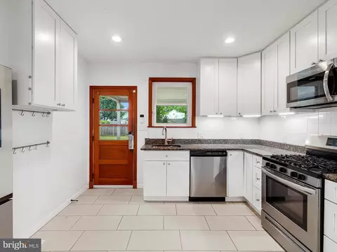 315 Frankle St, Baltimore, MD 21225 photo 8