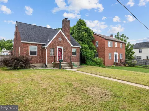 315 Frankle St, Baltimore, MD 21225 photo 2