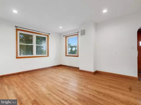 315 Frankle St, Baltimore, MD 21225 photo 6