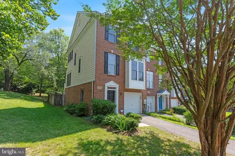 1219 Birchleaf Ct, Crofton, MD 21114