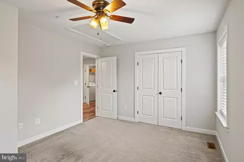 Bedroom - 1629 Chesapeake Ln, Edgewater, MD 21037 photo 7 of 7