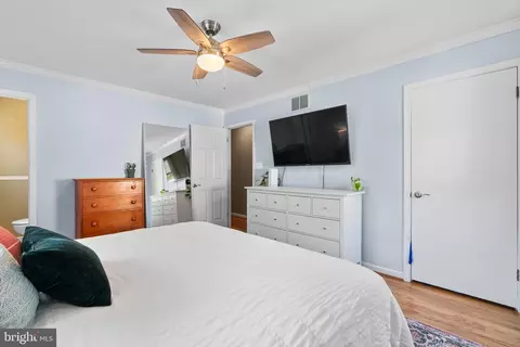 Bedroom - 1746 Tacoma Rd, Edgewater, MD 21037 photo 3 of 10