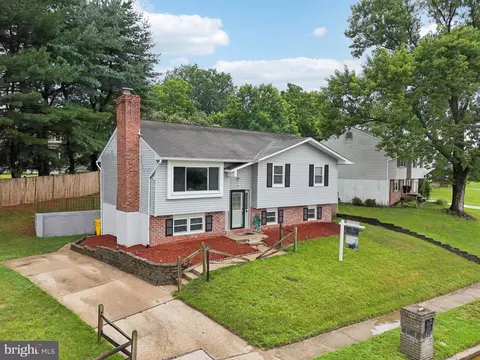 1321 Craghill Ct, Hanover, MD 21076 photo 4