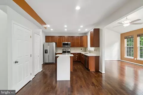 7805 Callington Way, Hanover, MD 21076 photo 9