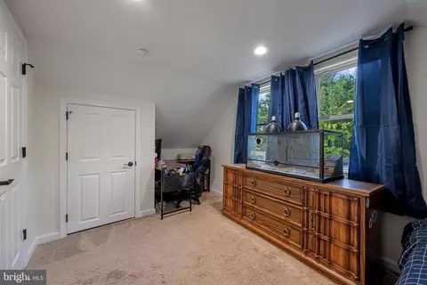 Bedroom - 2039 Kurtz Ave, Pasadena, MD 21122 photo 4 of 6