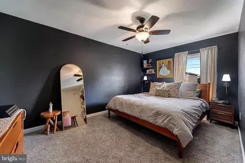 Bedroom - 2039 Kurtz Ave, Pasadena, MD 21122 photo 2 of 6
