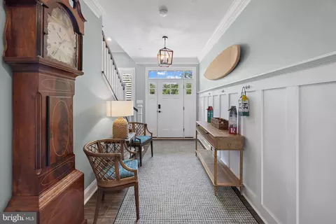 Entry Way - 993 Magothy Ave, Arnold, MD 21012 photo 2 of 3