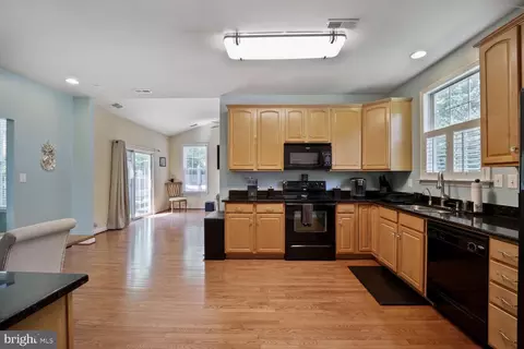 Kitchen - 214 Poplar Ave, Edgewater, MD 21037 photo 1 of 1