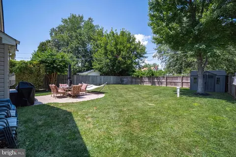 Exterior - 214 Poplar Ave, Edgewater, MD 21037 photo 3 of 4