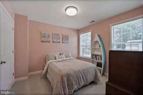Bedroom - 214 Poplar Ave, Edgewater, MD 21037 photo 4 of 4
