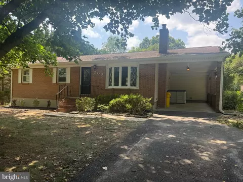 208 Magothy Beach Rd, Pasadena, MD 21122 photo 3