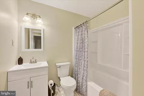 208 Magothy Beach Rd, Pasadena, MD 21122 photo 21