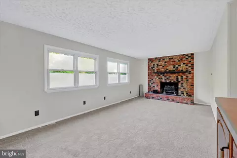 208 Magothy Beach Rd, Pasadena, MD 21122 photo 11