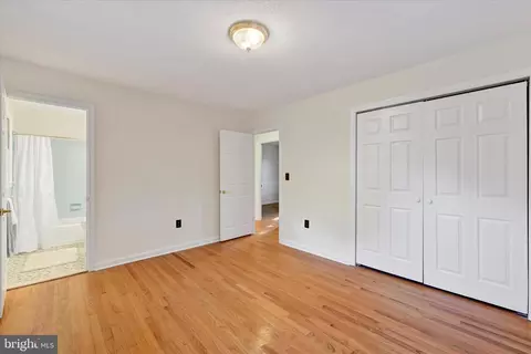 208 Magothy Beach Rd, Pasadena, MD 21122 photo 19