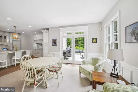 Dining - 717 Sonne Dr, Annapolis, MD 21401 photo 5 of 7