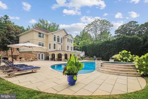 Other - 717 Sonne Dr, Annapolis, MD 21401 photo 2 of 32
