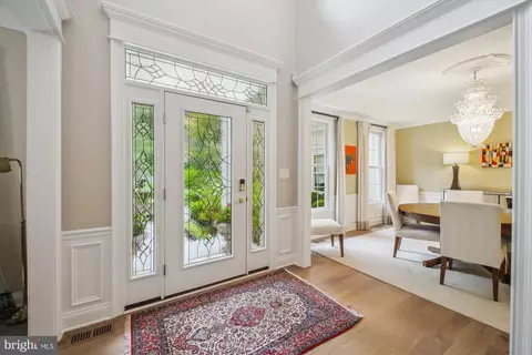 Entry Way - 717 Sonne Dr, Annapolis, MD 21401 photo 1 of 12
