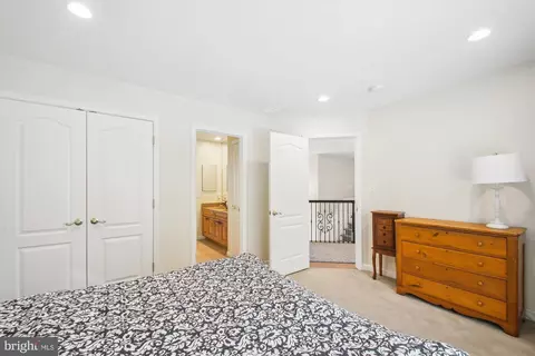 Bedroom - 717 Sonne Dr, Annapolis, MD 21401 photo 7 of 10