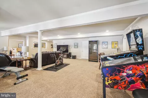Entry Way - 717 Sonne Dr, Annapolis, MD 21401 photo 12 of 12