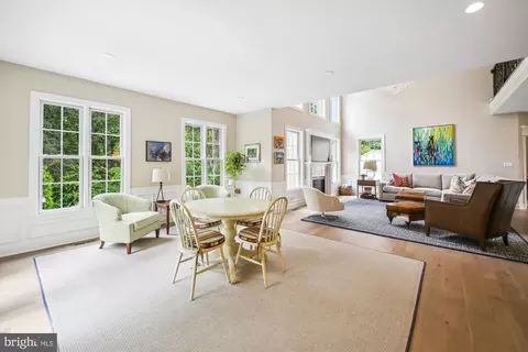 Dining - 717 Sonne Dr, Annapolis, MD 21401 photo 6 of 7