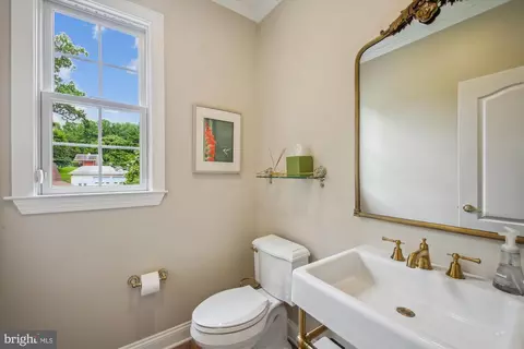 Bath - 717 Sonne Dr, Annapolis, MD 21401 photo 1 of 8