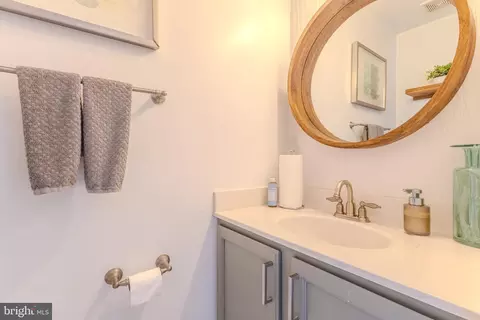 Bath - 191 Pinecove Ave, Odenton, MD 21113 photo 1 of 4