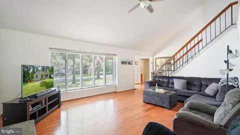 Living - 623 Drain Dr, Pasadena, MD 21122 photo 2 of 2
