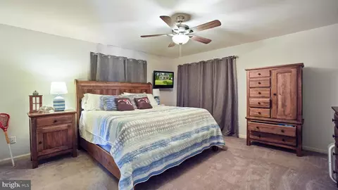 Bedroom - 623 Drain Dr, Pasadena, MD 21122 photo 1 of 6