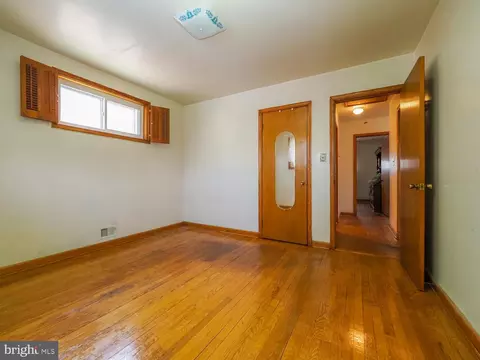238 Wanda Rd, Pasadena, MD 21122 photo 20