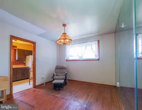 238 Wanda Rd, Pasadena, MD 21122 photo 15