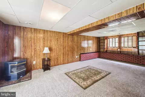 Living - 967 Fall Circle Way, Gambrills, MD 21054 photo 4 of 4