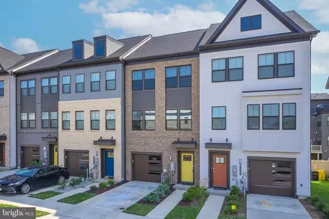 630 Chalcedony Ln, Glen Burnie, MD 21060