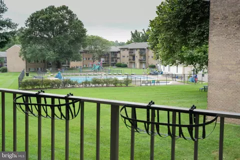 360 Gatewater Ct UNIT D  202, Glen Burnie, MD 21060