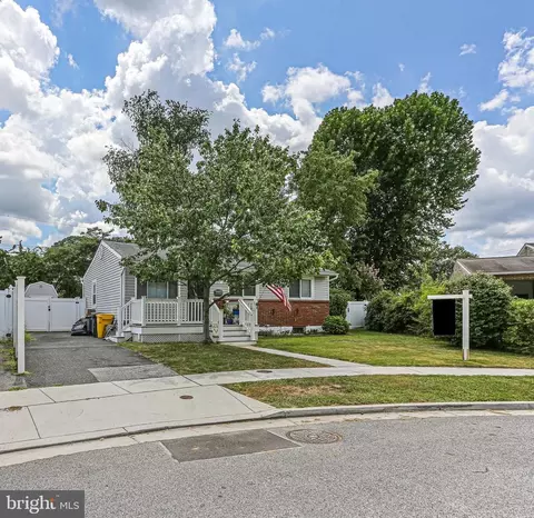 210 Hollywood Ct, Glen Burnie, MD 21060