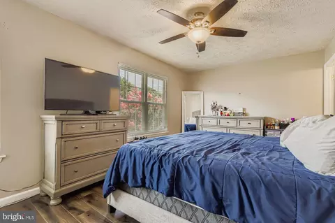 Bedroom - 7948 Cobbler Ln, Pasadena, MD 21122 photo 1 of 7