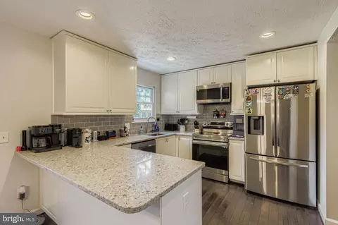Kitchen - 7948 Cobbler Ln, Pasadena, MD 21122 photo 1 of 3