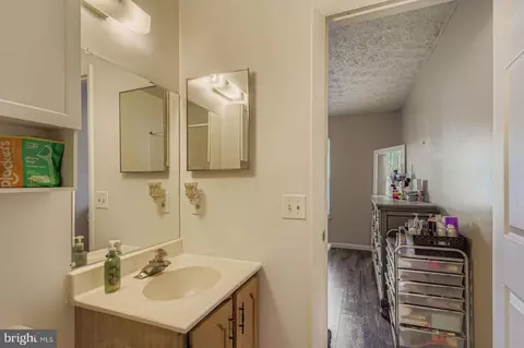 Other - 7948 Cobbler Ln, Pasadena, MD 21122 photo 3 of 10