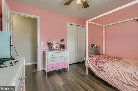 Bedroom - 7948 Cobbler Ln, Pasadena, MD 21122 photo 7 of 7