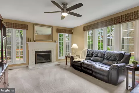 1132 Charing Cross Dr, Crofton, MD 21114 photo 11