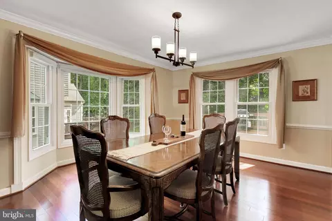 1132 Charing Cross Dr, Crofton, MD 21114 photo 4