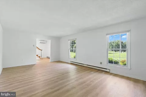 1347 W River Rd, Shady Side, MD 20764 photo 7