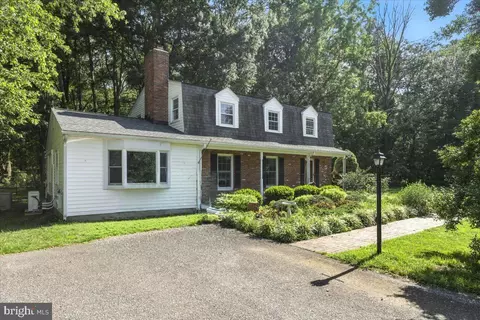1347 W River Rd, Shady Side, MD 20764 photo 4
