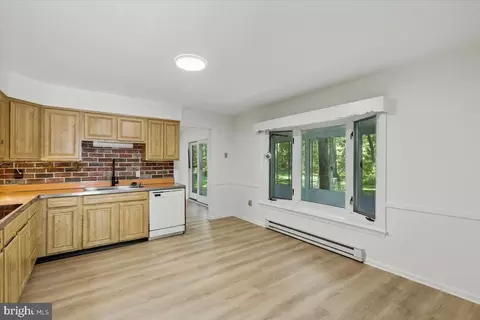 1347 W River Rd, Shady Side, MD 20764 photo 12