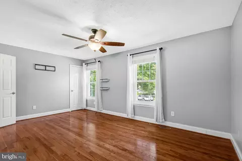 8563 Kim Marie Ct, Pasadena, MD 21122 photo 19